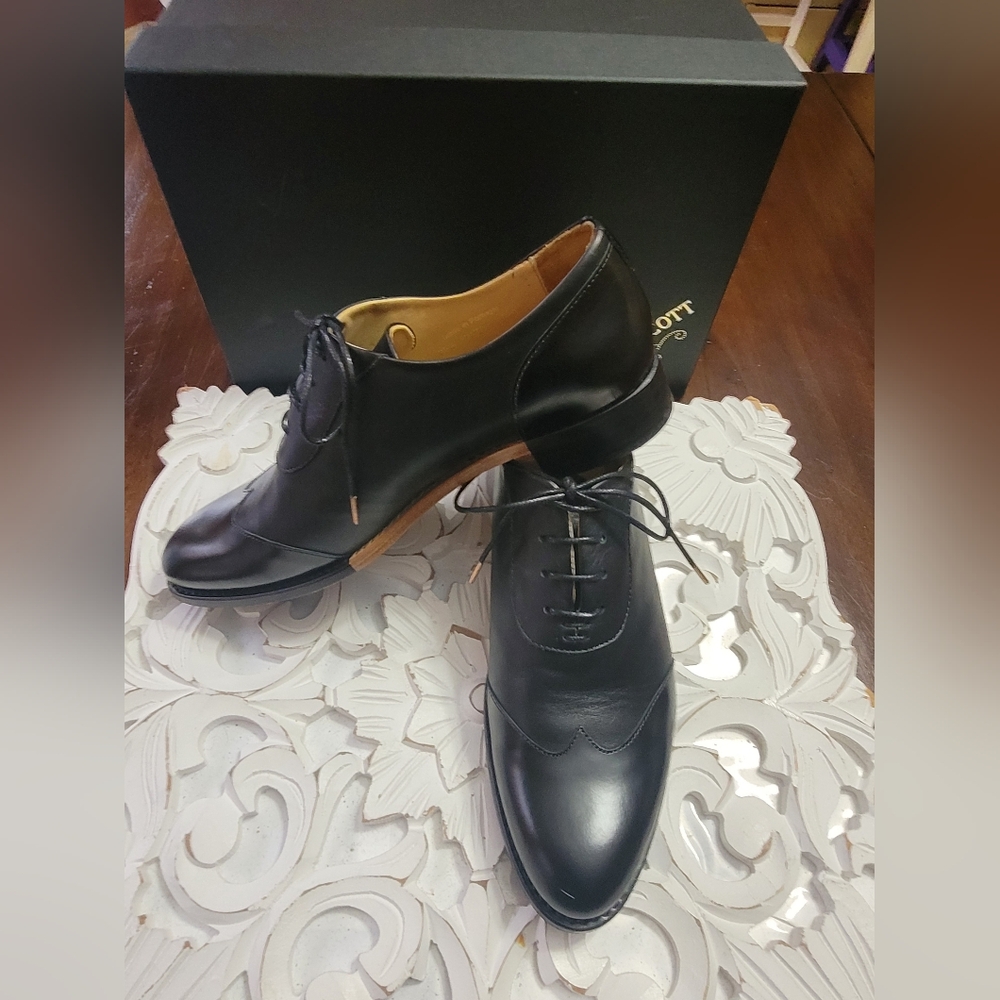 The Office of Angela Scott Mr Evans Women Blk Oxford Size 38.5